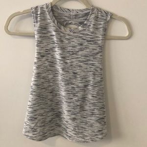 Lululemon cropped tank